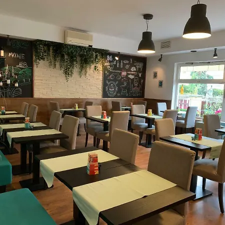 Fortuna And Restaurant 3* 부다페스트